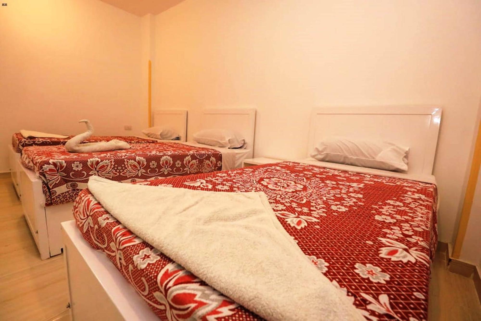 Luxor View Hostel Extérieur photo